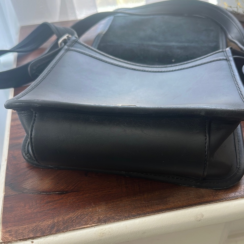 Coach Black Messenger Bag with Textured Finish - Picture 14 of 16